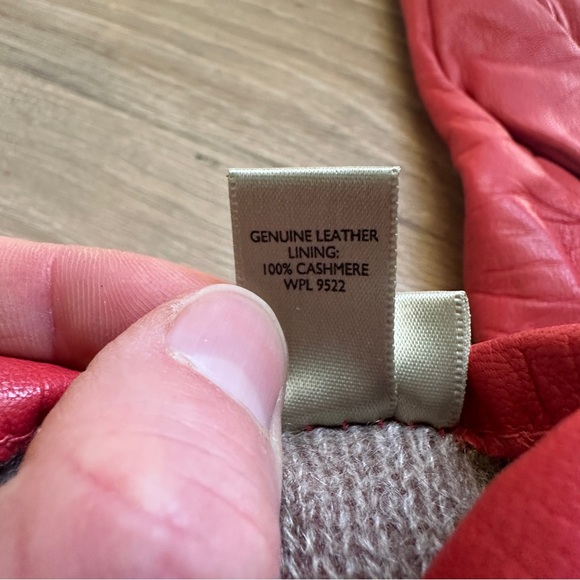 Vintage Fownes Red Leather cashmere lined Gloves - Picture 6 of 6